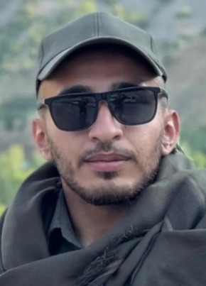 Ahmet из Ankara 18 лет
