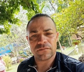 Alex, 37, Aracoiaba da Serra