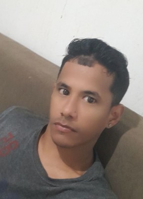 Víctor Daniel из Curitiba 31 год