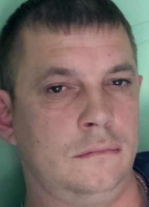 Максим из Челябинска 39 лет