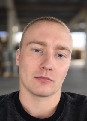Дмитрий Гайдаров из Новосибирска 24 года