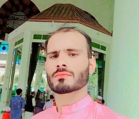 Shan, 31, Raiwind