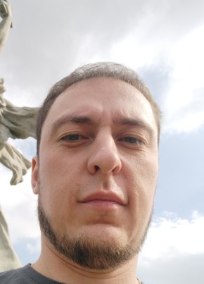 Василий, 37, Россия, Балаково