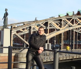 VLADLEN, 36, Brussels