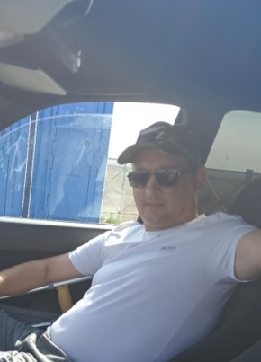 Валентин из Краснодара 44 года