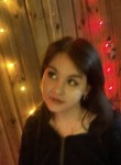 Melissa, 19  , Luhansk
