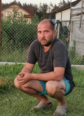 Anatoliy, 44, Latvia, Riga