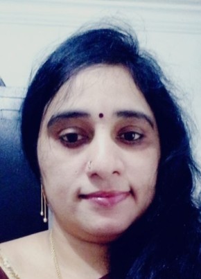 Meghana, 18, India, Amalāpuram