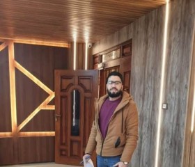 Maro, 30, Cairo