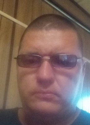 Максим, 36, Россия, Анива