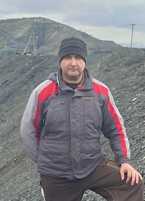 Viktor, 48, Russia, Ust-Omchug
