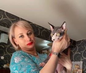 Lora, 42, Ulyanovsk