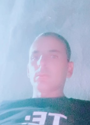 Abdallah из رادس‎ 29 лет