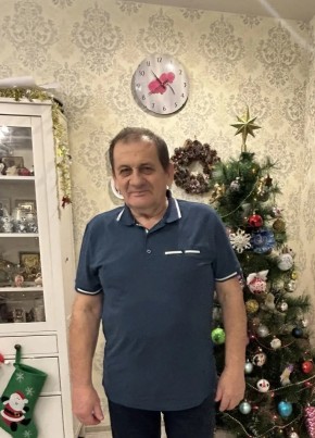 Александр