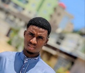 Yarseen, 21, Dar es Salaam