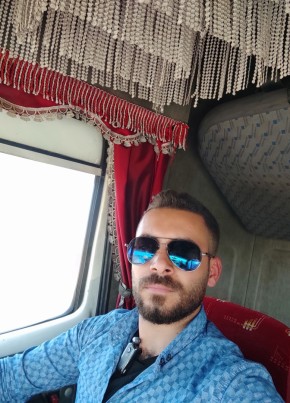 İbrahim, 27, Türkiye Cumhuriyeti, Dörtyol