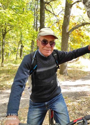 Сергей из Саратова 67 лет