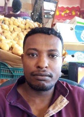 محمد , 30, اَلْجَمَاهِيرِيَّة اَلْعَرَبِيَّة اَللِّيبِيَّة اَلشَّعْبِيَّة اَلإِشْتِرَاكِيَّة, بنغازي