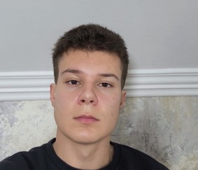 Emil, 18, Kaliningrad