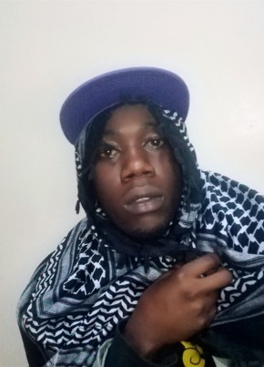 Sam из Nairobi 24 года