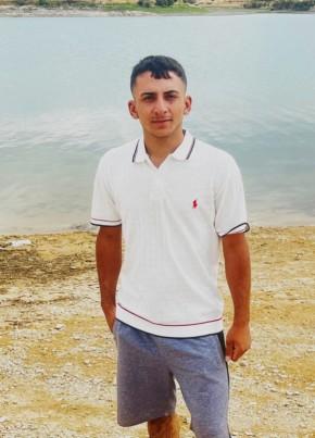 Halil из Şanlıurfa 18 лет