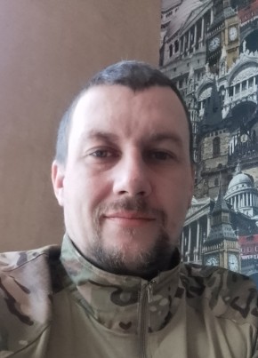 Yan, 36, Україна, Первомайськ (Луганська)