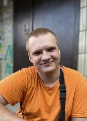 Олег, 18, Україна, Київ