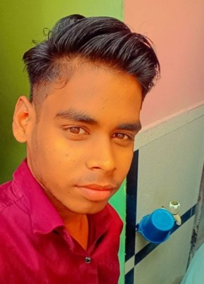 Sunil, 19, India, Delhi