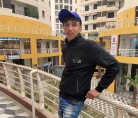 Abdoul Hak, 19, Mascara