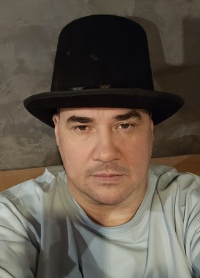 Дмитрий из Волгограда 50 лет