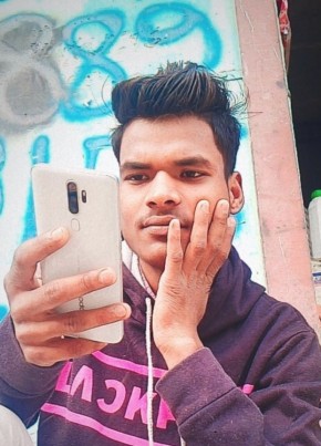 Arbaj Siddiqui, 20, India, Delhi