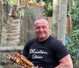 Rolandas, 56, City of London