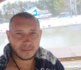 Игорь, 45 лет, Волхов