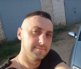Сергей, 40 лет, Крычаў