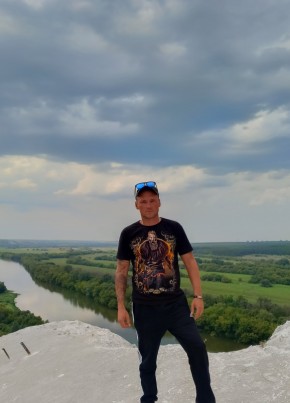 Александр из Воронежа 38 лет