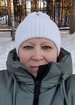 Elena, 46, Russia, Berkakit