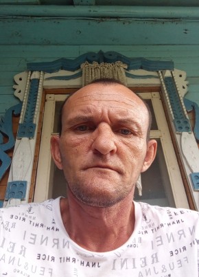 Виталий Ревва из Томска 48 лет