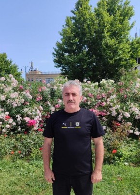 Mustafa из Çankaya 51 год