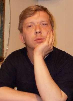 Кирилл из Санкт-Петербурга 49 лет