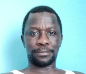 Moustapha, 33, Braunschweig