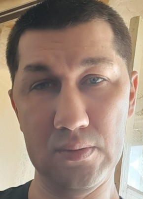Юрий из Инты 43 года