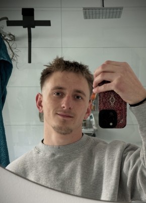 Artem из Stuttgart 27 лет