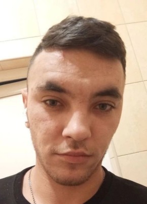 Андрей из Симферополи 21 год