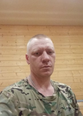 Максим из Волоконовки 37 лет