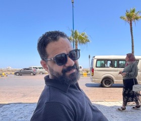 Boraa, 41, Cairo