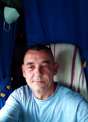 Pascal, 52, République Française, Champigny-sur-Marne