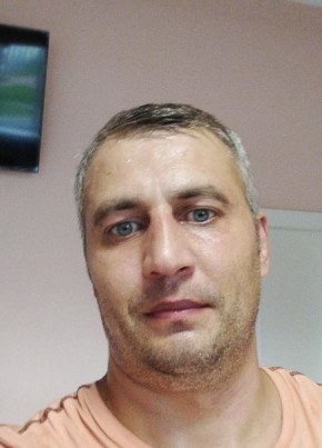 Артём, 40, Россия, Сегежа