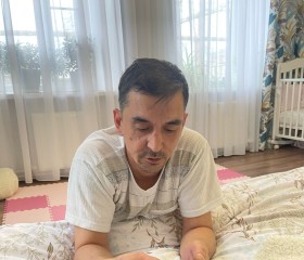 Aleksandr, 18, Yeysk