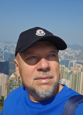 Aleksandr, 52, United Arab Emirates, Sharjah