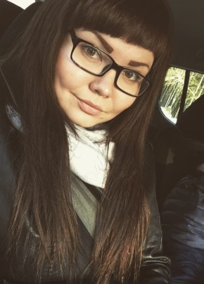 Виктория, 27, Россия, Саратов